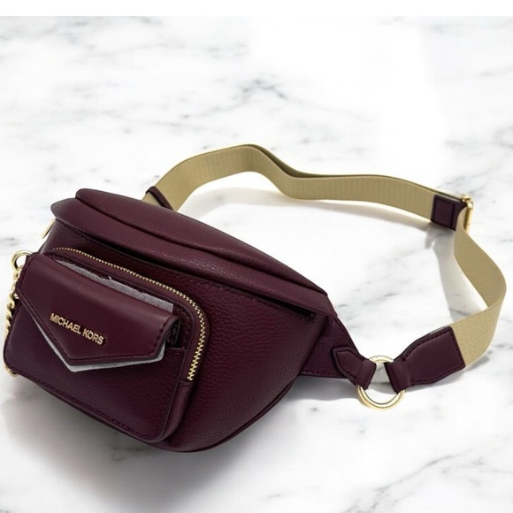 Michael Kors Maisie Small 2 in 1 Sling Pack Crossbody Bag Ox Blood - Picture 1 of 9